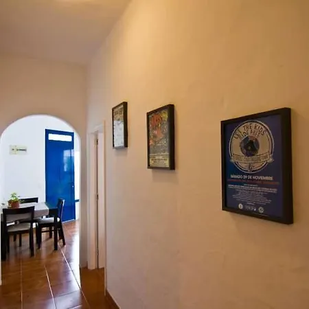 Sleeps 4 Wifi
