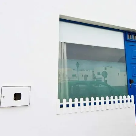 Sleeps 4 Wifi La Santa